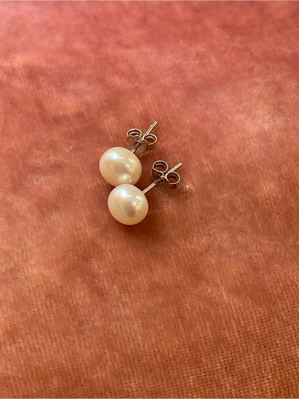 Freshwater Pearl Stud Earrings - Picture 10 of 12